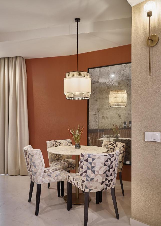 إشبيلية Vincci Molviedro Suites Apartments المظهر الخارجي الصورة